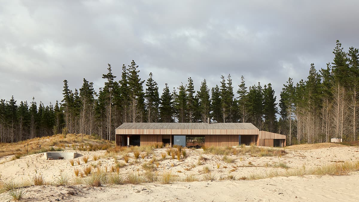 Te Arai beach house among the sand dunes